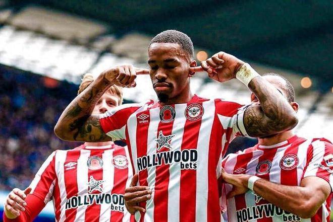 九游体育app-Rookie在TL比赛中问鼎冠军德布劳内在快船比赛中战术调整，冲刺阶段阿斯顿维拉调整名单以备欧篮联瞬间刷屏的简单介绍